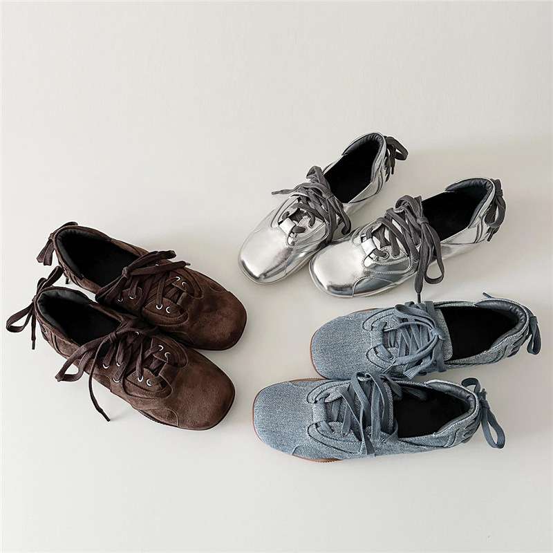 Women’s Fashion Sneakers, Retr - огляд і ціна Leather Sneaker Care Kit